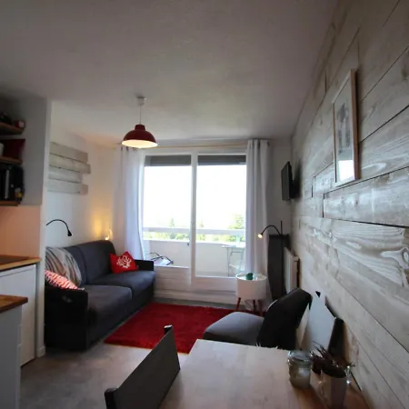 Studio Chamrousse, 1 Piece, 4 Personnes - Fr-1-549-100 Apartment